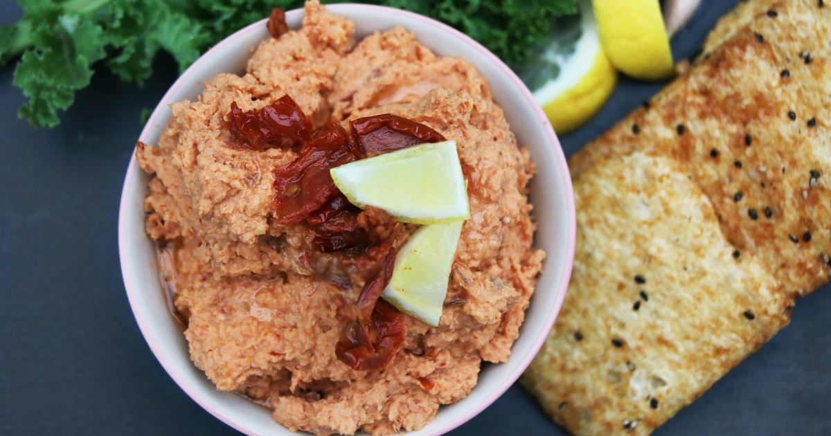 Sun-dried Tomato Hummus (Vegan & GF)