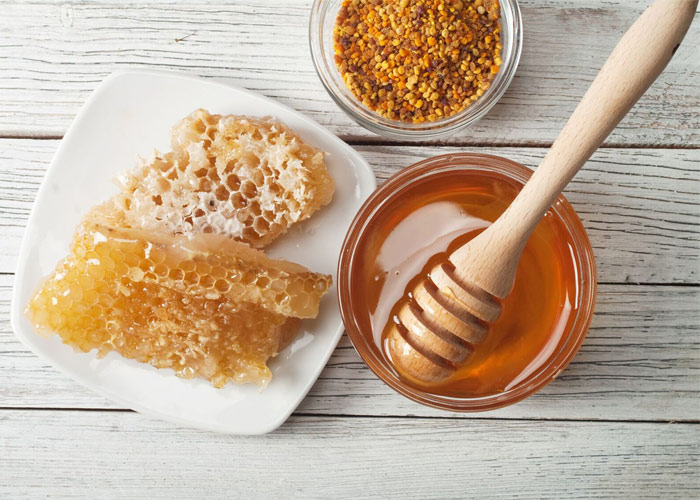 Can honey cure a cold?