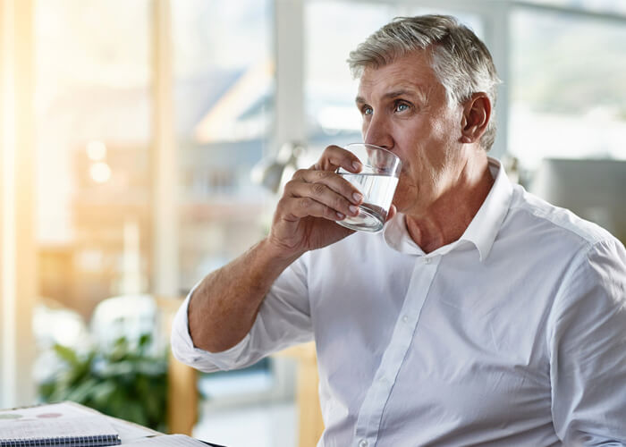 5 helpful drinks for an enlarged prostate 