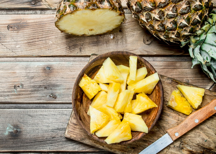 What are the health benefits of pineapple?